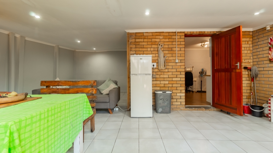 3 Bedroom Property for Sale in Groenvallei Western Cape